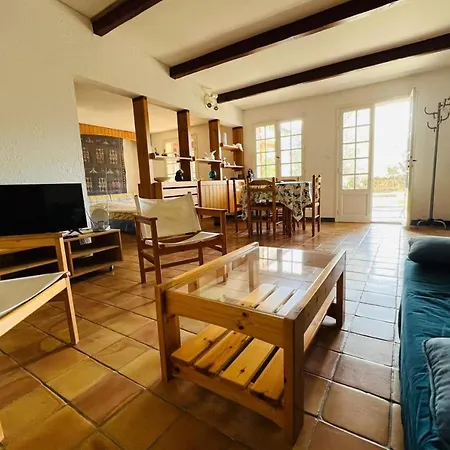 Welcome To The Blue House Idyllic Setting Nyaraló *